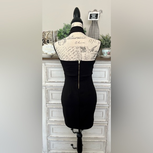 🖤 BEAUTIFUL little black dress, size 2 - see video - Picture 3 of 9